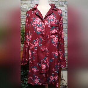 New Sofia Vergara Large Matte Satin Sleepshirt Burgundy Pink Floral